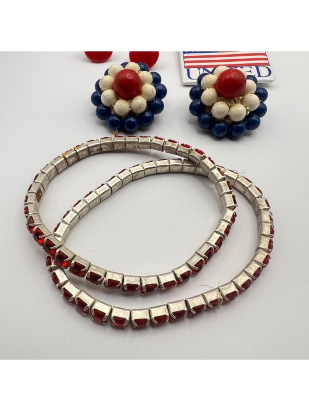 Vintage Patriotic Red White & Blue Jewelry Lot Necklaces Earrings Bracelets Pin - Picture 2 of 11